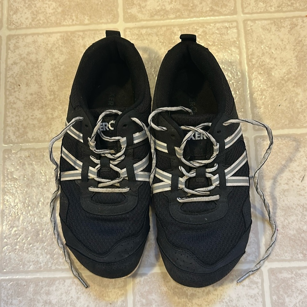Women’s Xero Prio Minimalist Barefoot Athletic Shoes